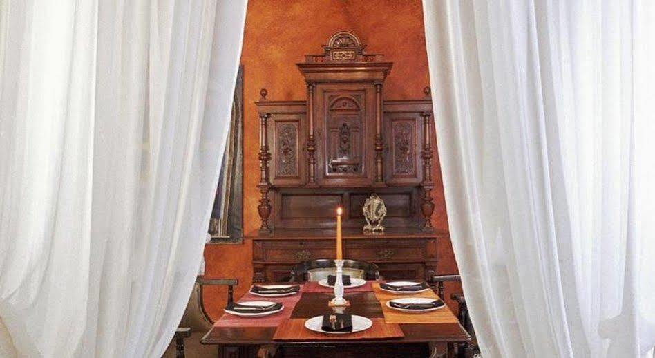 Hotel Trivia Antique Sofya Dış mekan fotoğraf